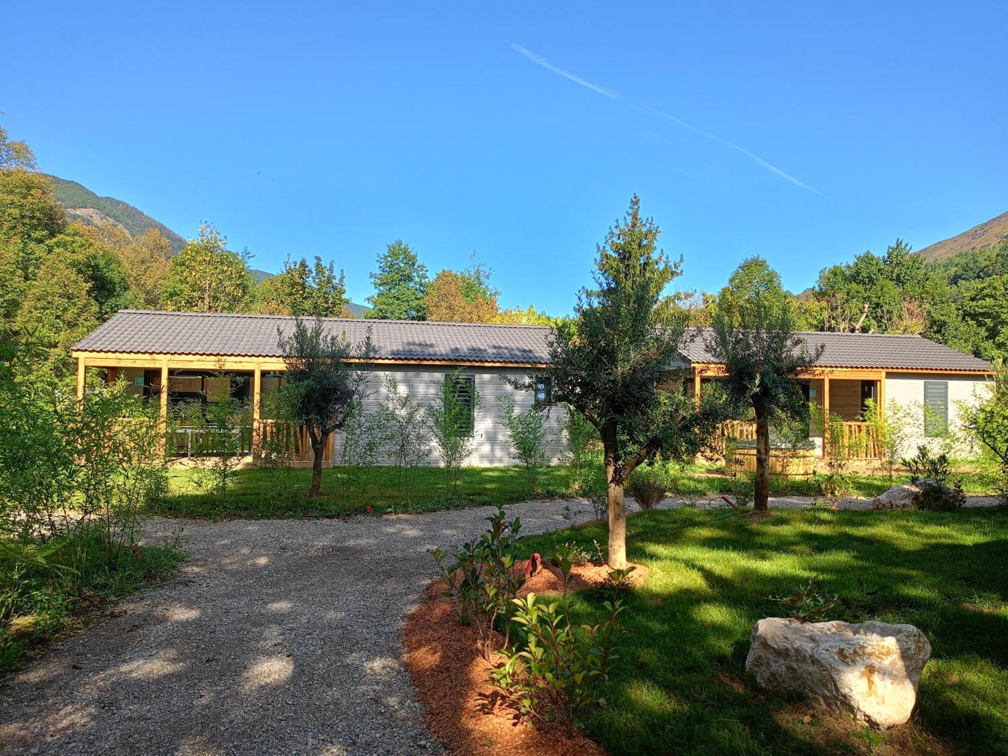 Camping Paradis La Marmotte 阿克斯莱泰尔姆 外观 照片