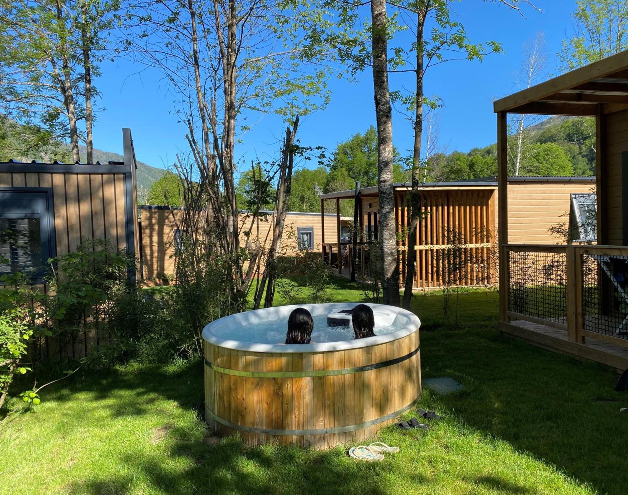 Camping Paradis La Marmotte 阿克斯莱泰尔姆 外观 照片