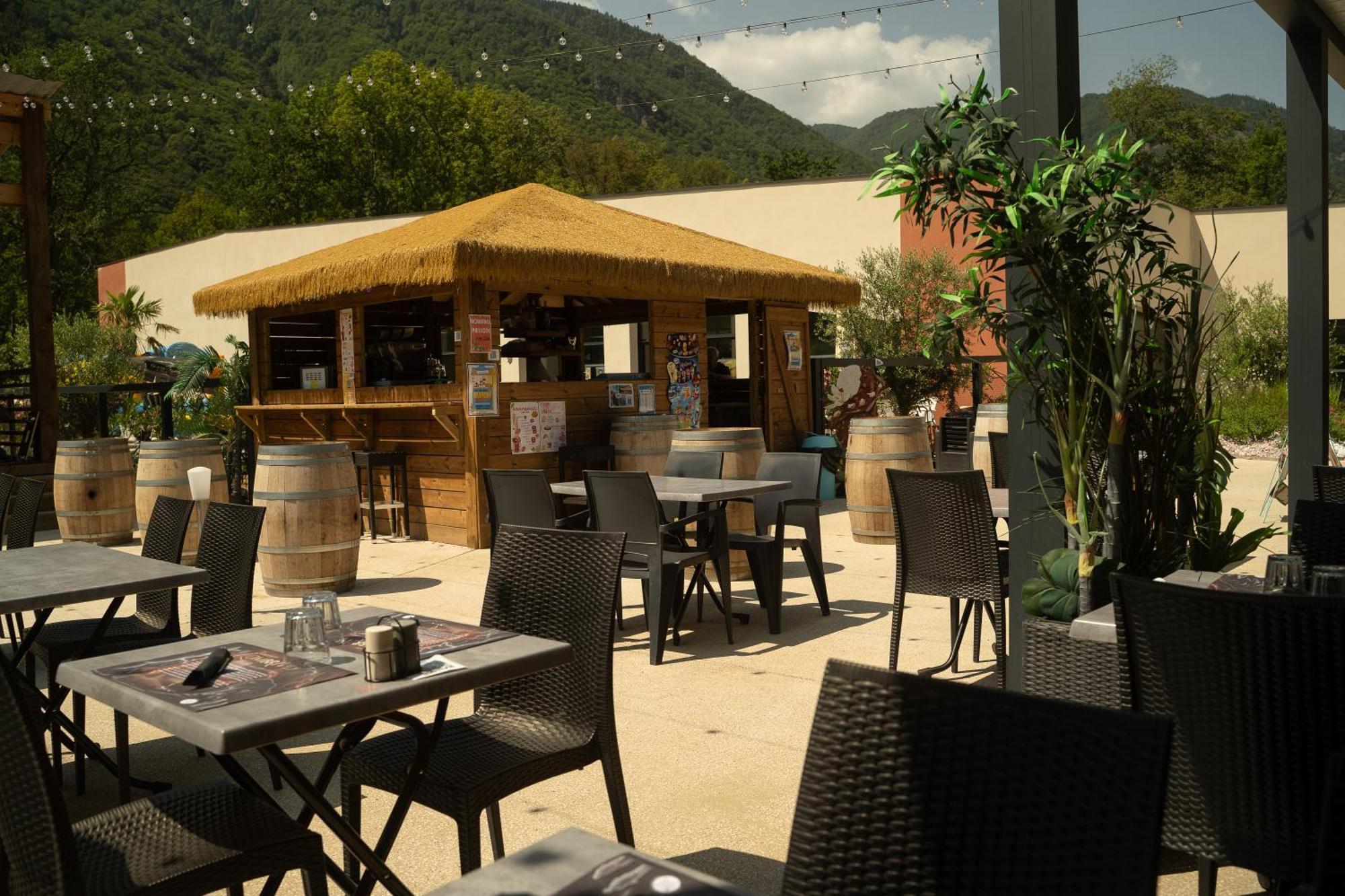 Camping Paradis La Marmotte 阿克斯莱泰尔姆 外观 照片