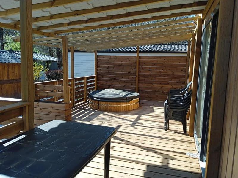Camping Paradis La Marmotte 阿克斯莱泰尔姆 外观 照片