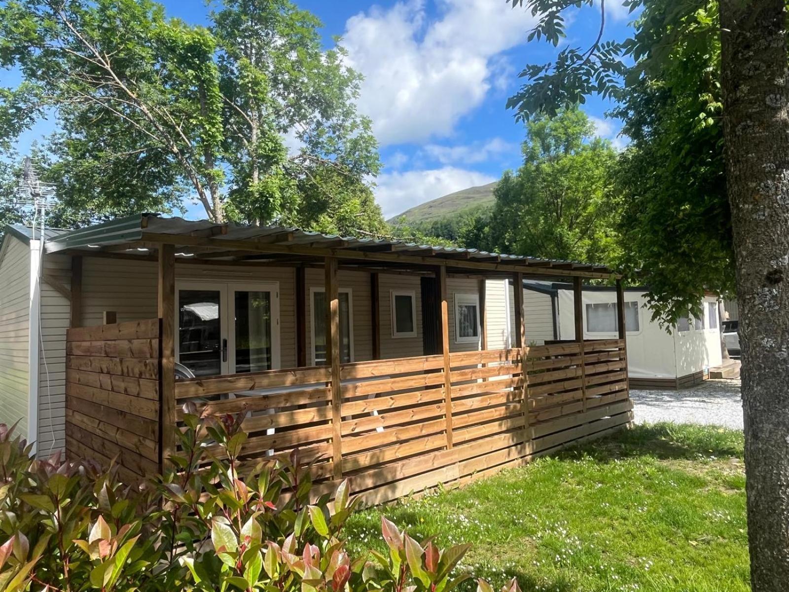 Camping Paradis La Marmotte 阿克斯莱泰尔姆 外观 照片